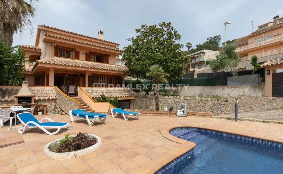 Haus in Lloret de Mar, Katalonien, Spanien 2 - 14435604