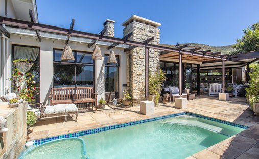House in Westlake, Southern Suburbs, Cape Town 1