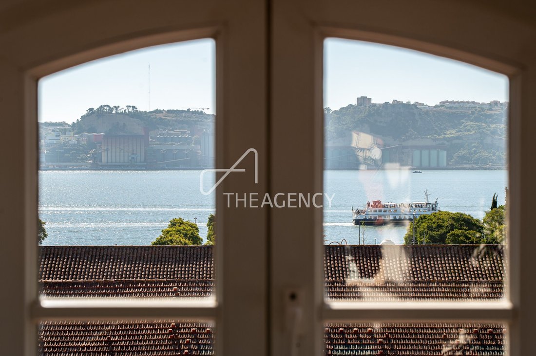 Penthouse in Alcantara, Lisbon, Portugal 5 - 15607773