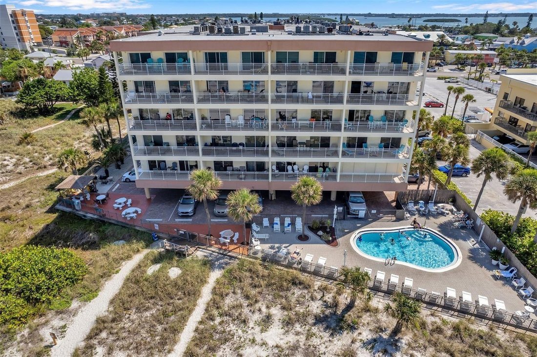 Appartement à Madeira Beach, Floride, États-Unis 4 - 19125336