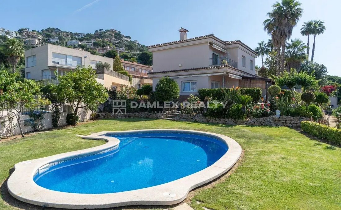 Maison à Lloret de Mar, Catalogne, Espagne 3 - 18044441