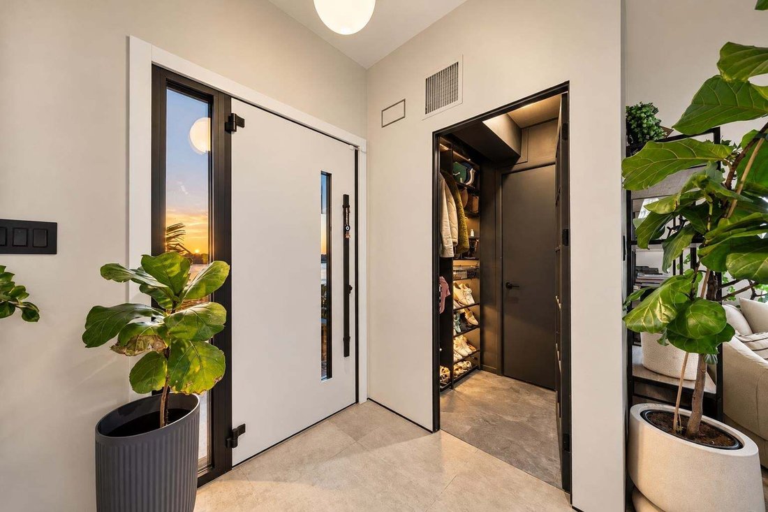 Townhouse in Secaucus, New Jersey, United States 3 - 19120849