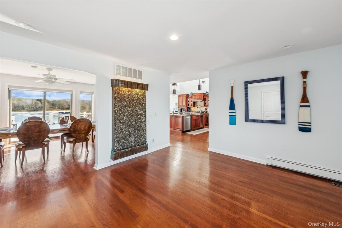 House in Southold, New York, United States 5 - 19126287