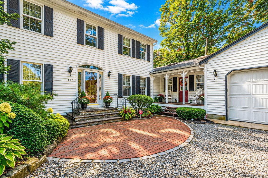 House in Medford, New York, United States 2 - 19126184