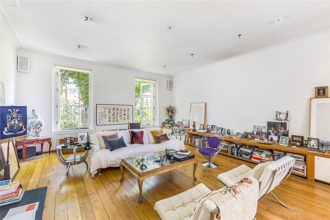 Apartment in Earls Court, Kensington And Chelsea, England 2 - 19124273