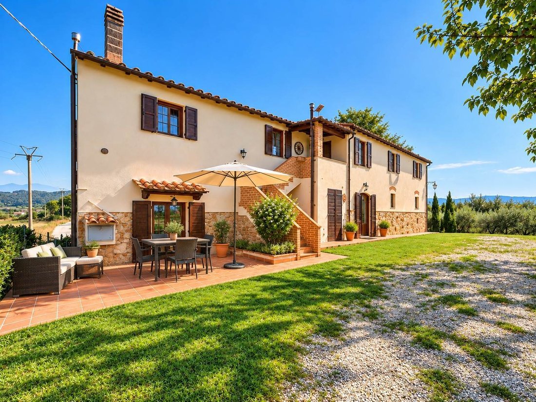 Casa di campagna a Fauglia, Toscana, Italia 1 - 19132462