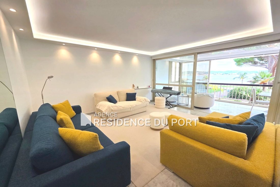 Apartamento en Le Cottage, Mandelieu-la-Napoule, Francia 3 - 19131074