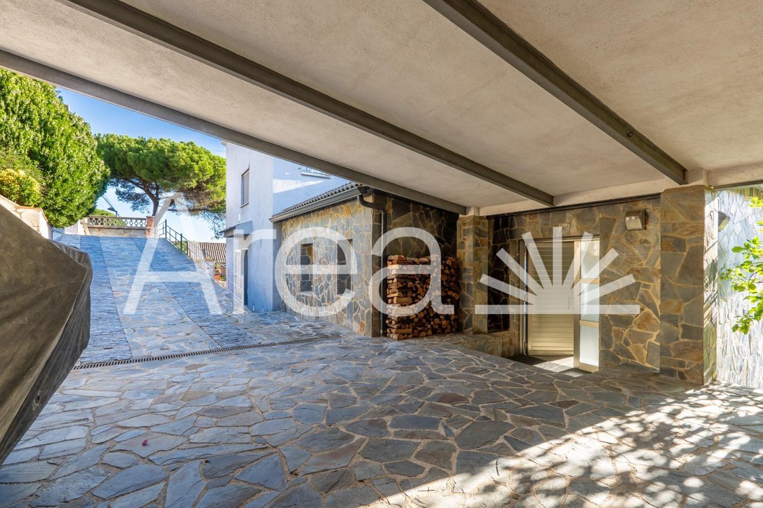 Villa in Argentona, Katalonien, Spanien 2 - 19124696
