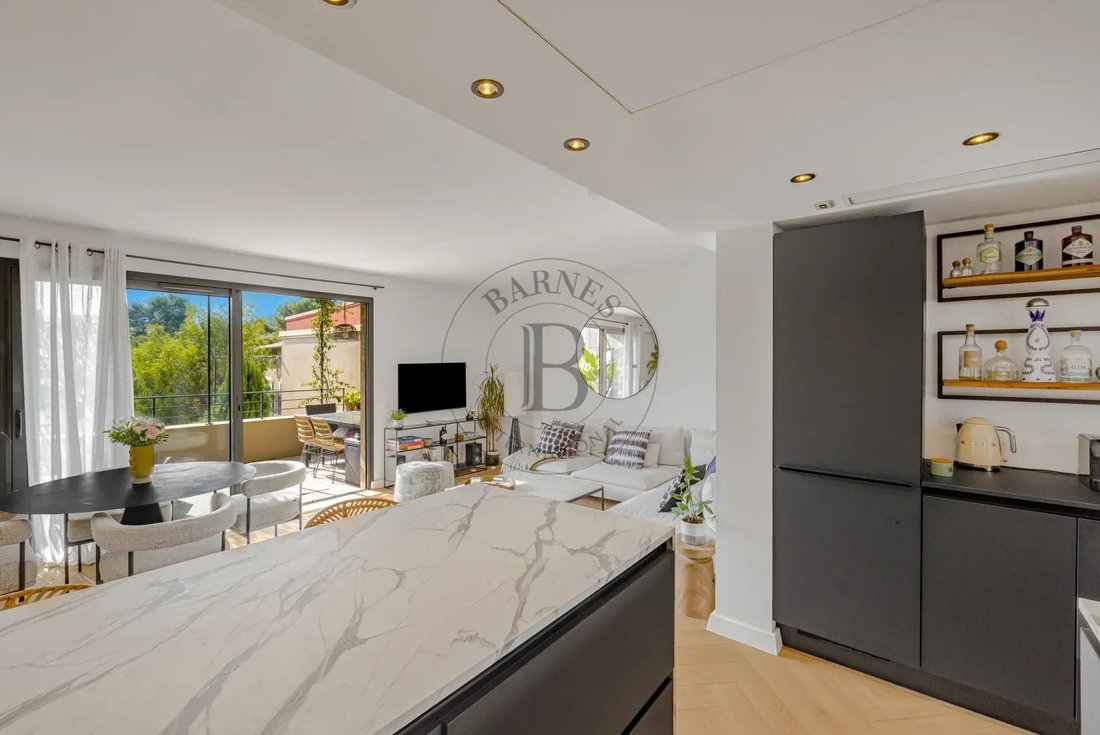Wohnung in Mougins, Provence-Alpes-Côte d'Azur, Frankreich 4 - 19122870