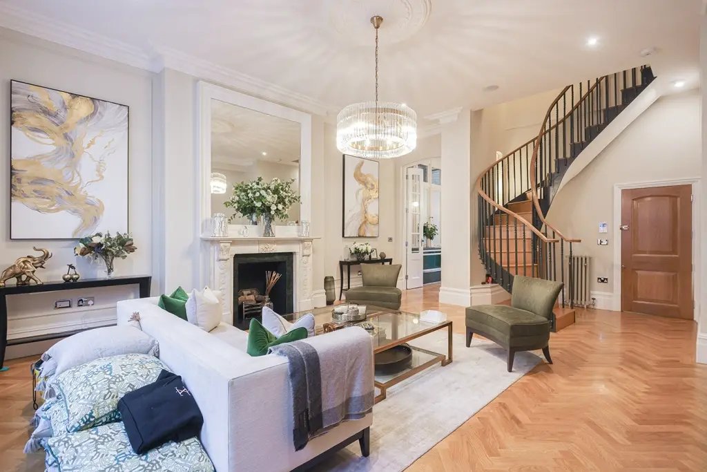 Appartamento a Charing Cross, Westminster, Inghilterra 1 - 19124934