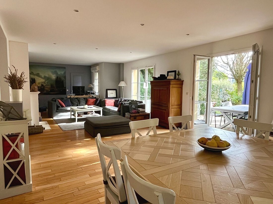 Villa in Orgeval, Ile-de-France, France 2 - 19129906