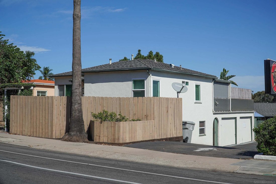 San Diego, California, United States 1 - 19125603
