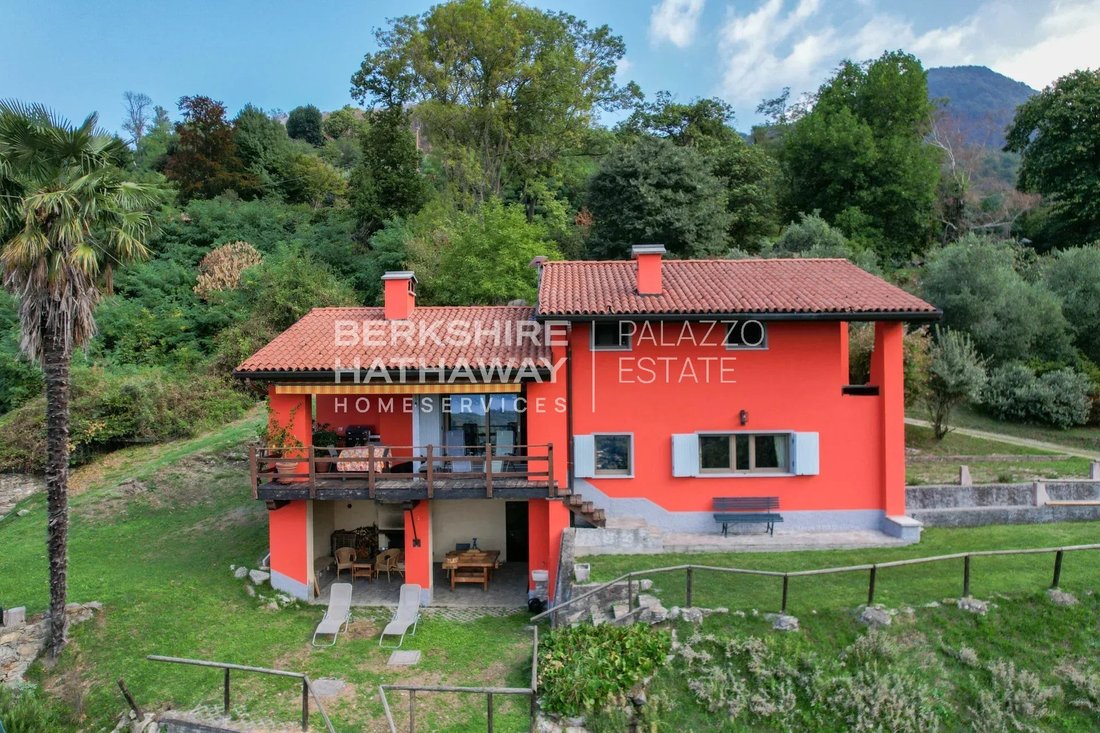 Villa in Laveno-Mombello, Lombardei, Italien 3 - 19135014