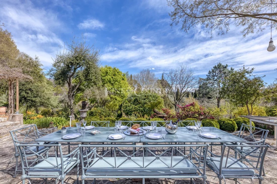Villa en Grasse, Provenza-Alpes-Costa Azul, Francia 4 - 19122877