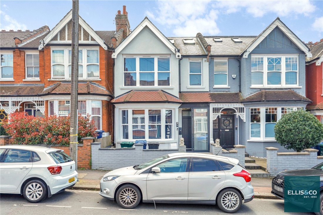 House in Barnet, England 1 - 19121663