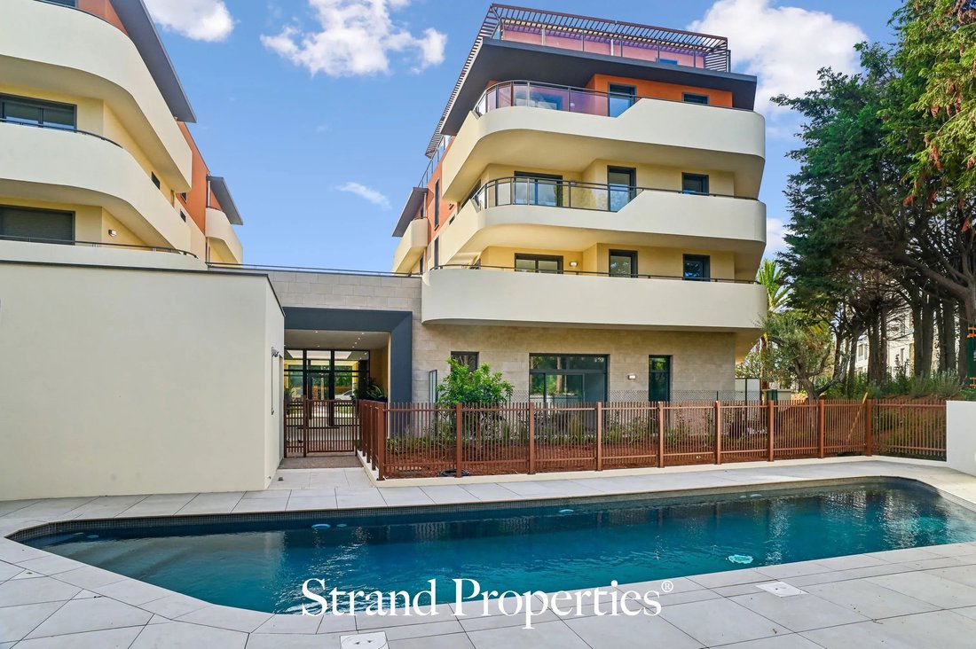 Apartamento en Antibes, Provenza-Alpes-Costa Azul, Francia 3 - 19131745