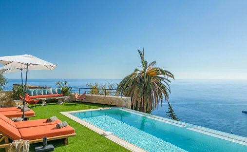 Casa en Aldea-Cros de Caste-Coupiere-Mont Gros, Roquebrune-Cap-Martin, Francia 1