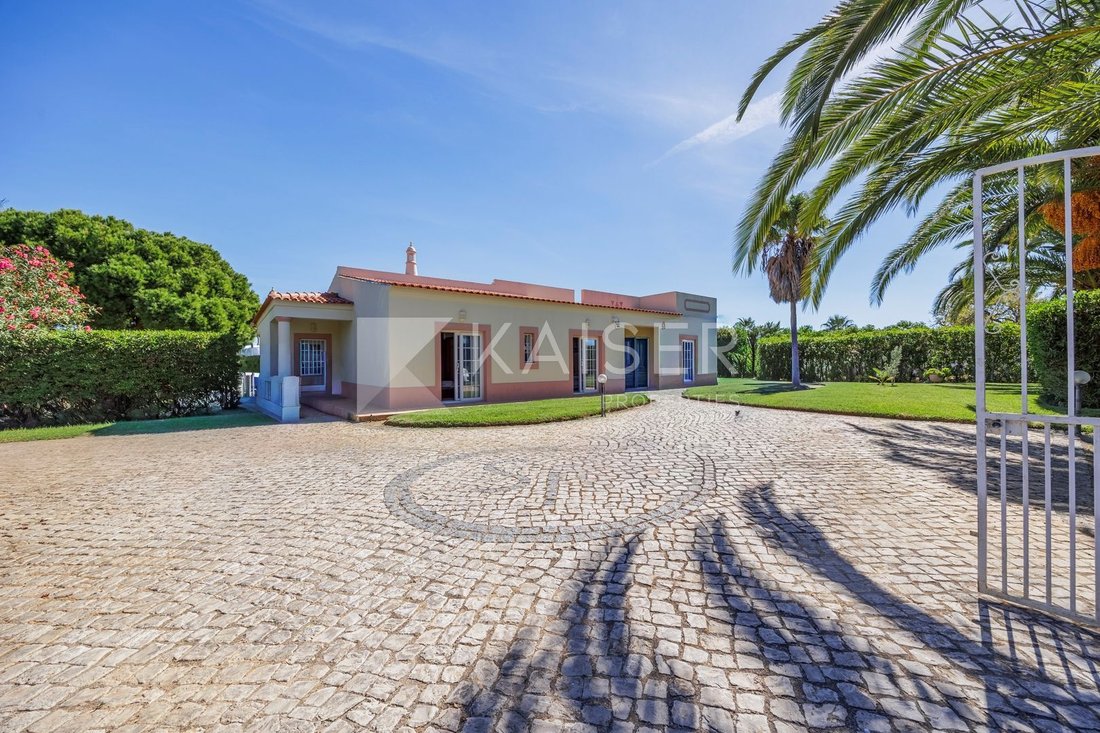 Villa in Guia, Algarve, Portugal 5 - 19126691