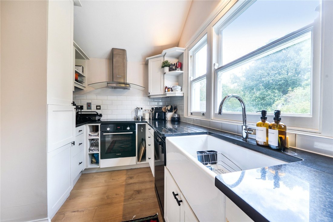 Apartment in Holly Village, Haringey, England 5 - 19124451