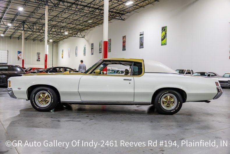 Coupe in Plainfield, United States 3 - 19128809