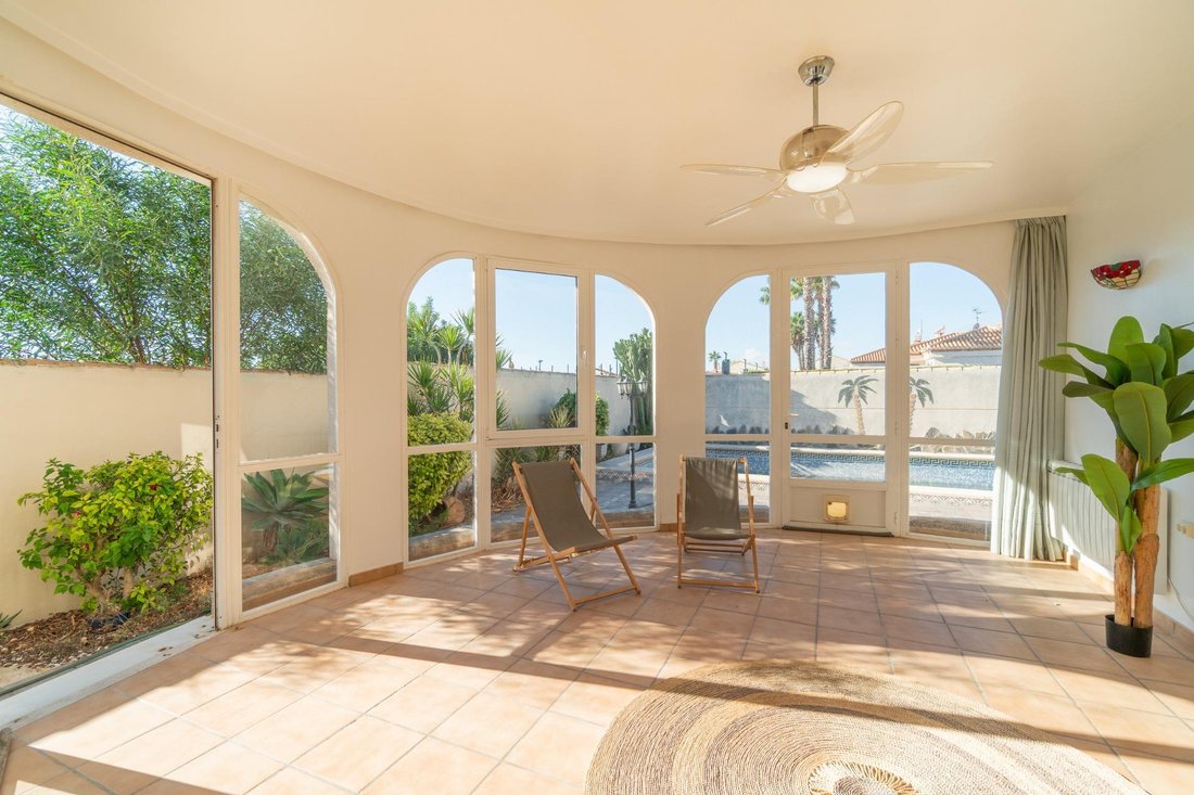 Villa in Playa Flamenca, Orihuela, Valencian Community 1 - 19126164