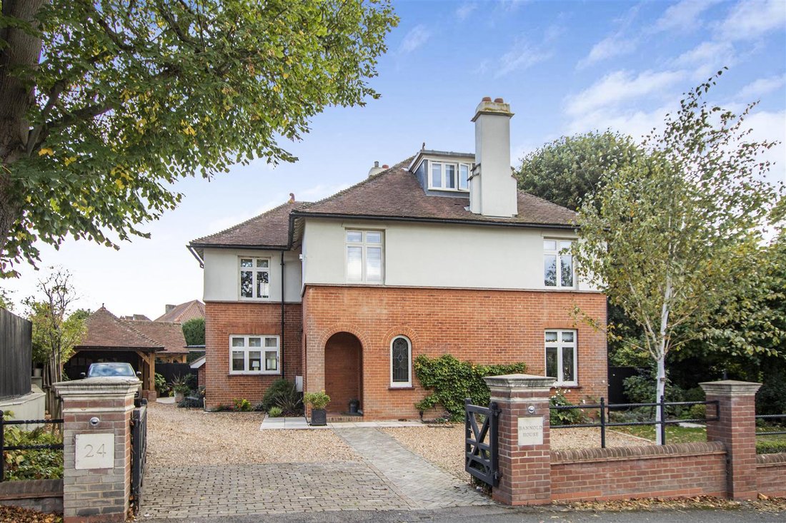 House in Saffron Walden, England 1 - 19124388