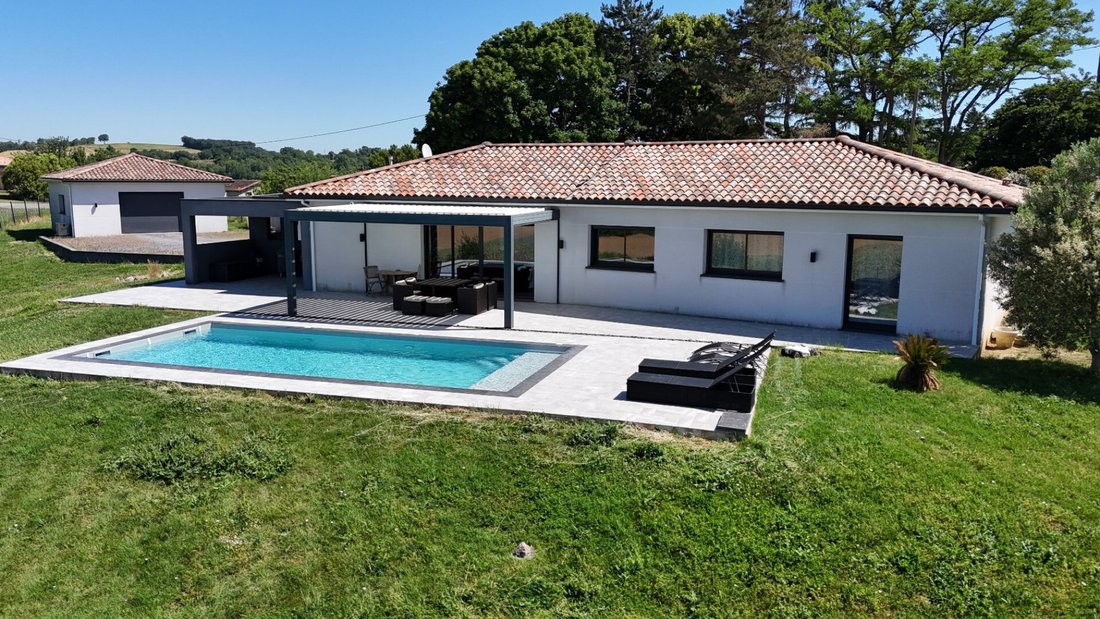 Casa en Casse Martin, L'Isle-Jourdain, Francia 1 - 19135641