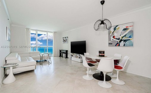 Condominio a Hallandale Beach, Florida, Stati Uniti 1