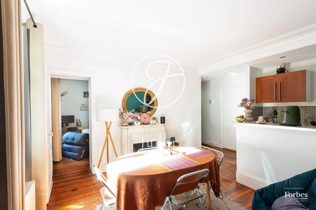 Apartment in Batignolles-Cardinet, Paris 17e Arrondissement, Paris 1 - 19102090