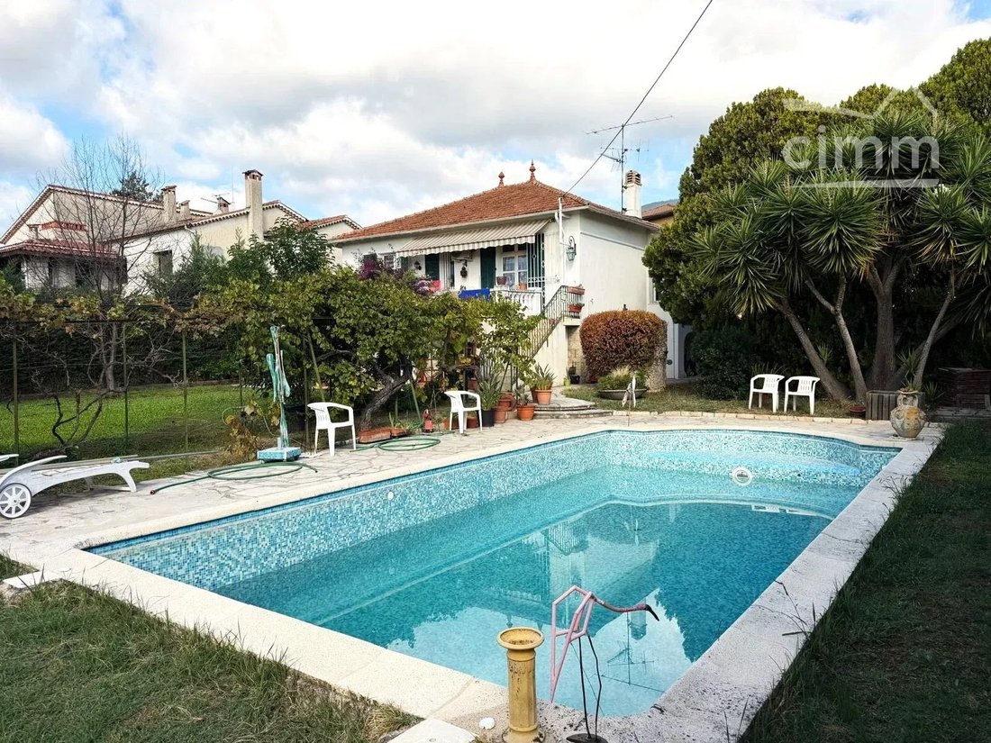 Townhouse en Grasse, Provenza-Alpes-Costa Azul, Francia 1 - 19126755