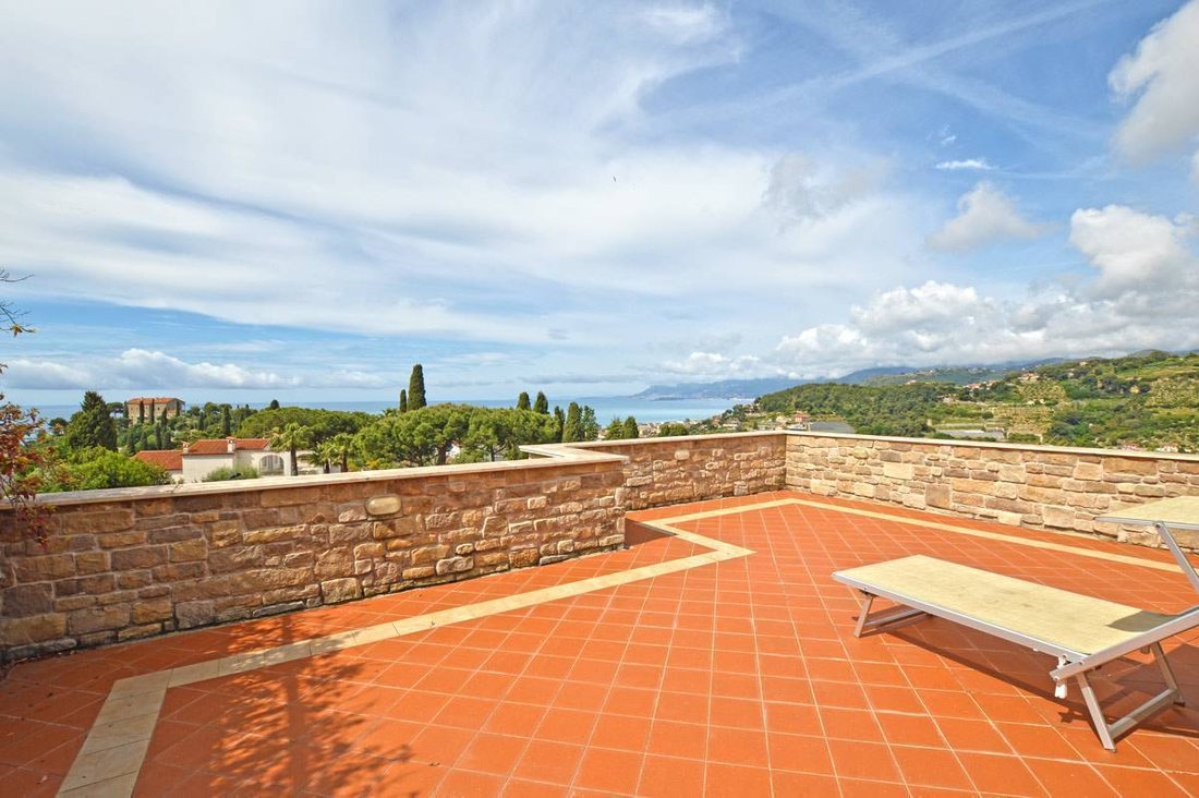 Villa en Bordighera, Liguria, Italia 3 - 19121539