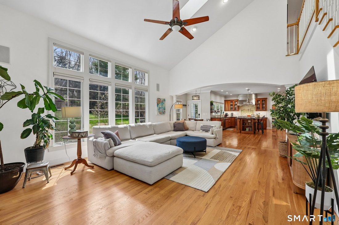 House in Danbury, Connecticut, United States 1 - 19126266