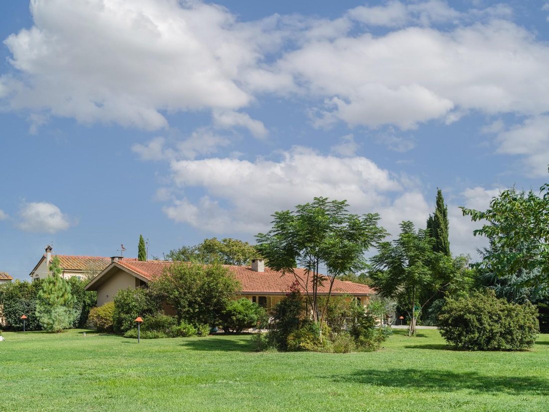 Villa in Casciana Terme Lari, Tuscany, Italy 5 - 19125705