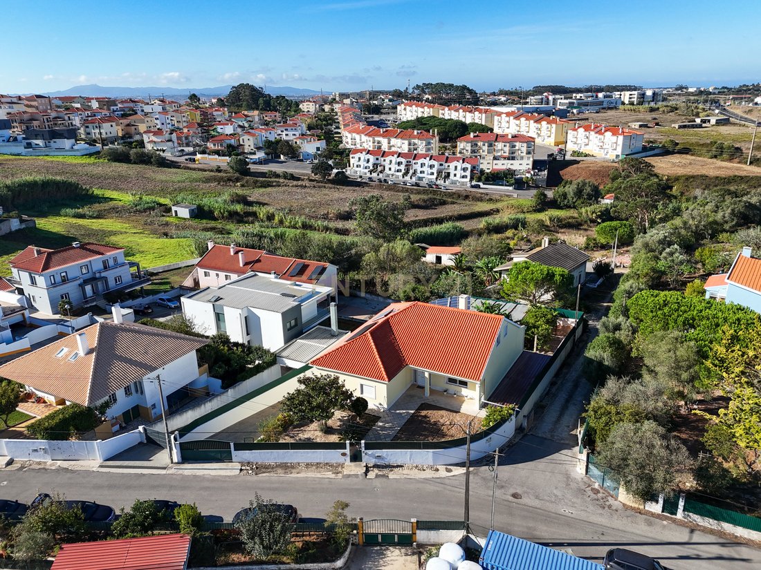 Villa in Mafra, Lisbon, Portugal 2 - 19126490