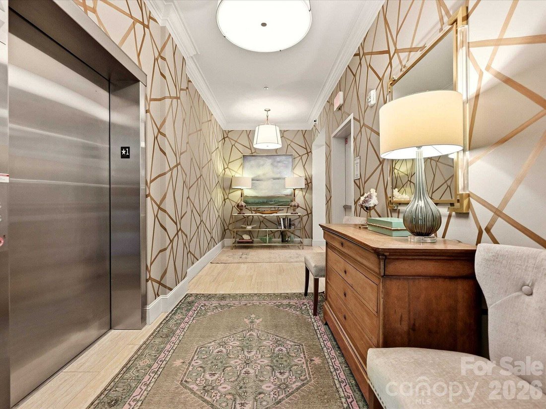 Condominio en Charlotte, Carolina del Norte, Estados Unidos 4 - 19133185