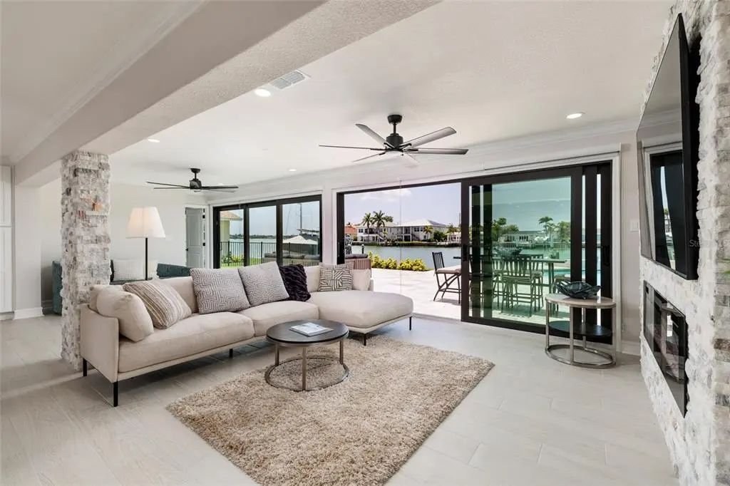 House in St. Pete Beach, Florida, United States 3 - 19133244