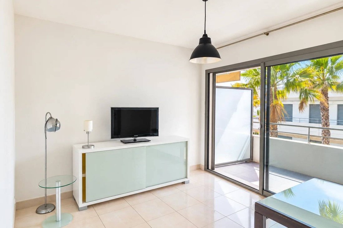 Apartamento en Menton, Provenza-Alpes-Costa Azul, Francia 2 - 18251678
