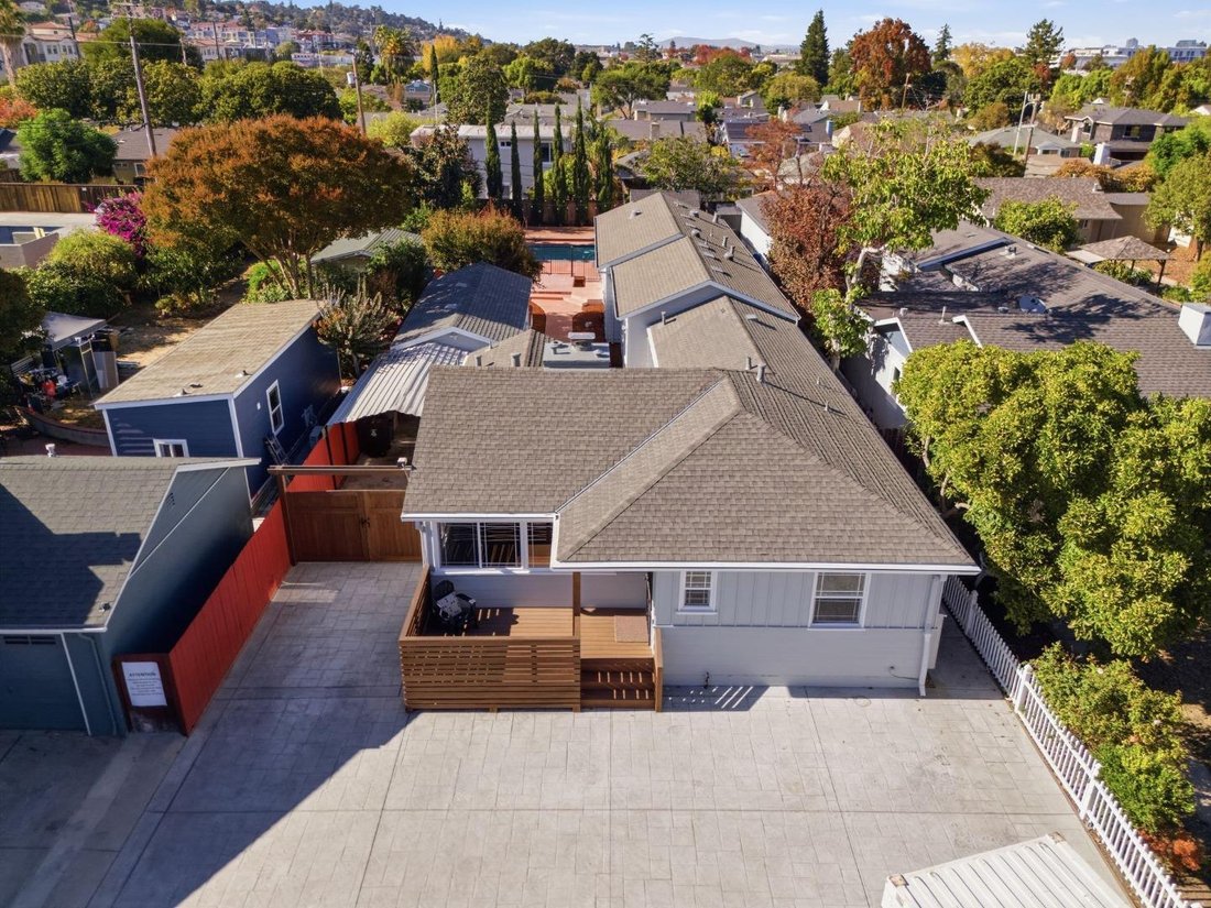 House in San Carlos, California, United States 1 - 19129487