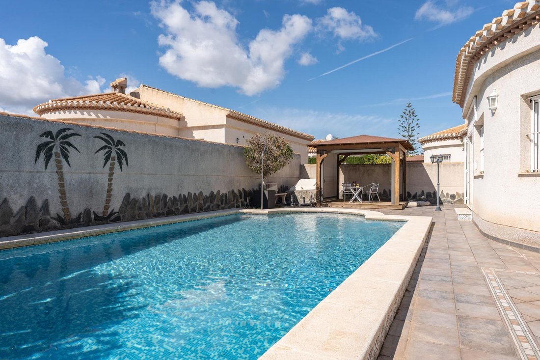 Villa in Playa Flamenca, Orihuela, Valencian Community 4 - 19126164
