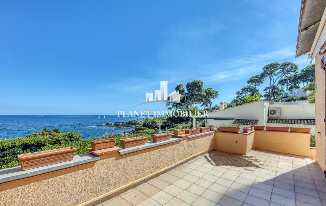 Villa en Antibes, Provenza-Alpes-Costa Azul, Francia 3 - 18996292
