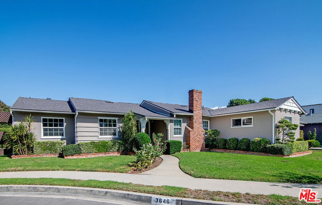 Los Angeles, California, United States 2 - 19126275