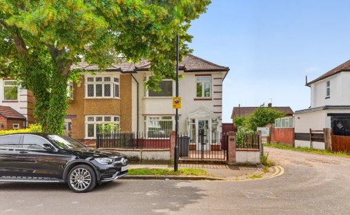 Casa a Boston Manor, Ealing, Inghilterra 1