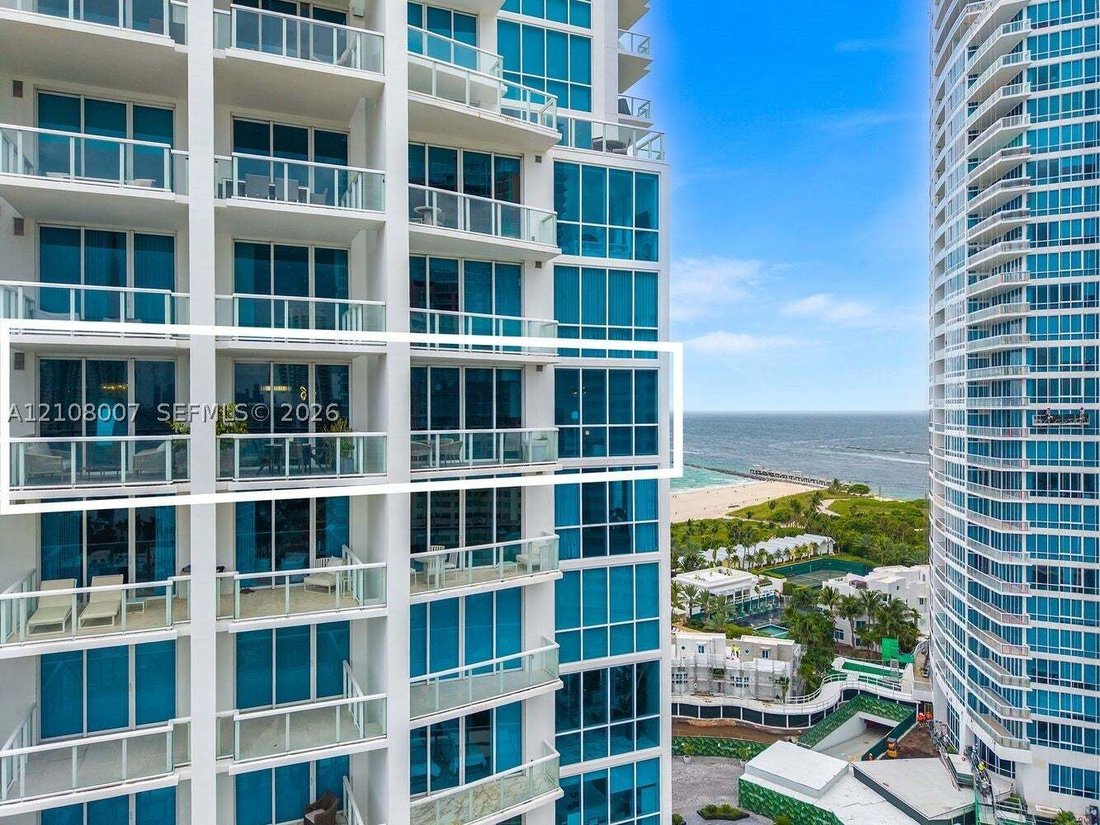 Condo in Miami Beach, Florida, United States 4 - 19130661