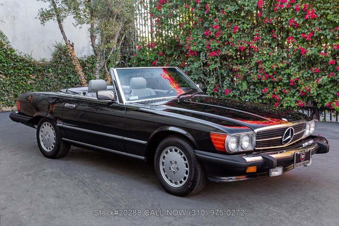 Mercedes-Benz 560SL in Los Angeles, CA 3 - 19129105