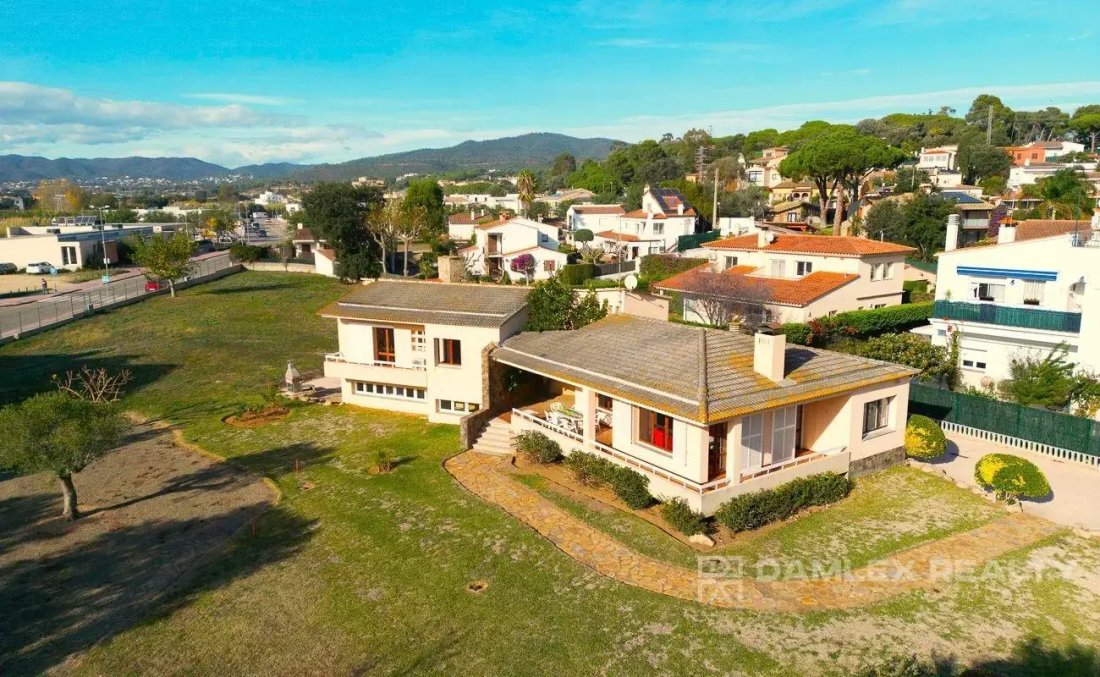 Casa a Calonge i Sant Antoni, Catalogna, Spagna 1 - 13825856