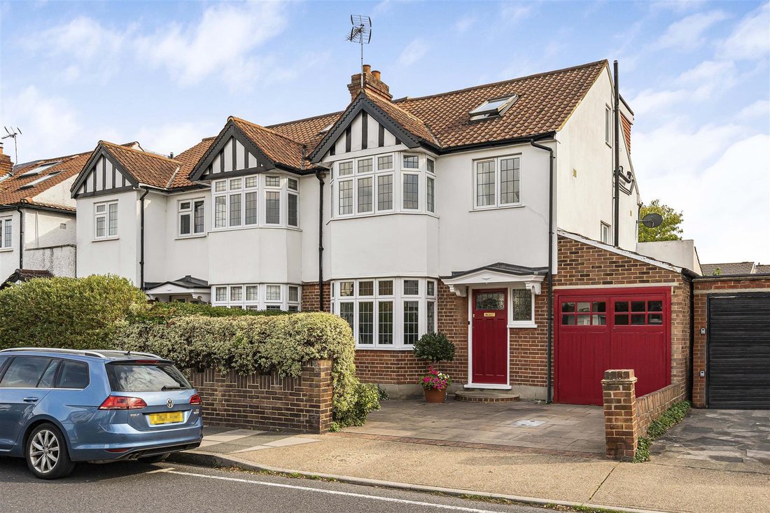 Casa a Kingston Upon Thames, Borough Reale di Kingston upon Thames, Inghilterra 1 - 19121759