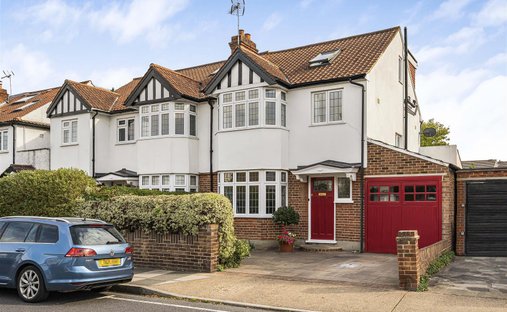Casa a Kingston Upon Thames, Borough Reale di Kingston upon Thames, Inghilterra 1