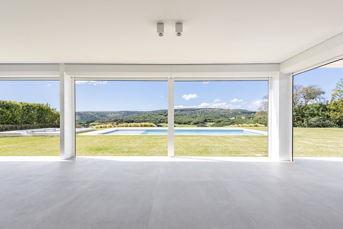 Villa in Sotogrande, San Roque, Andalusia 5 - 19128470