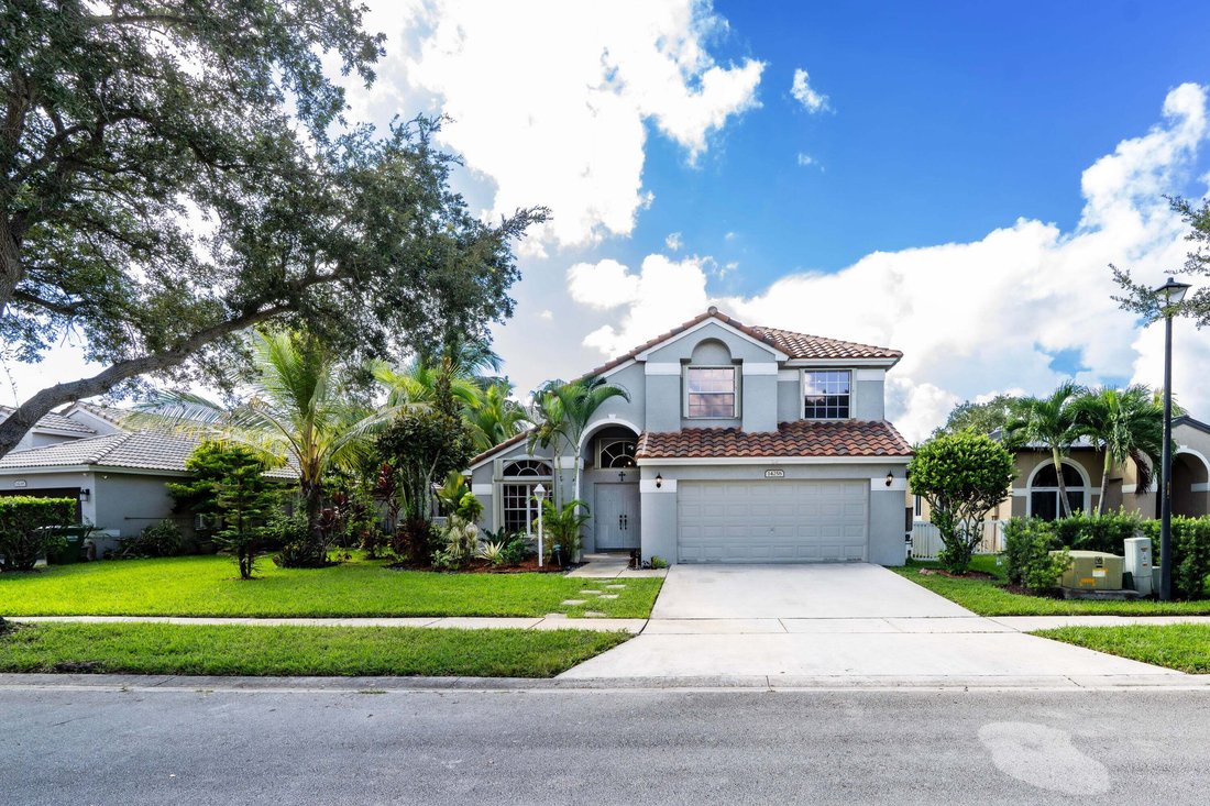 House in Pembroke Pines, Florida, United States 2 - 19128344