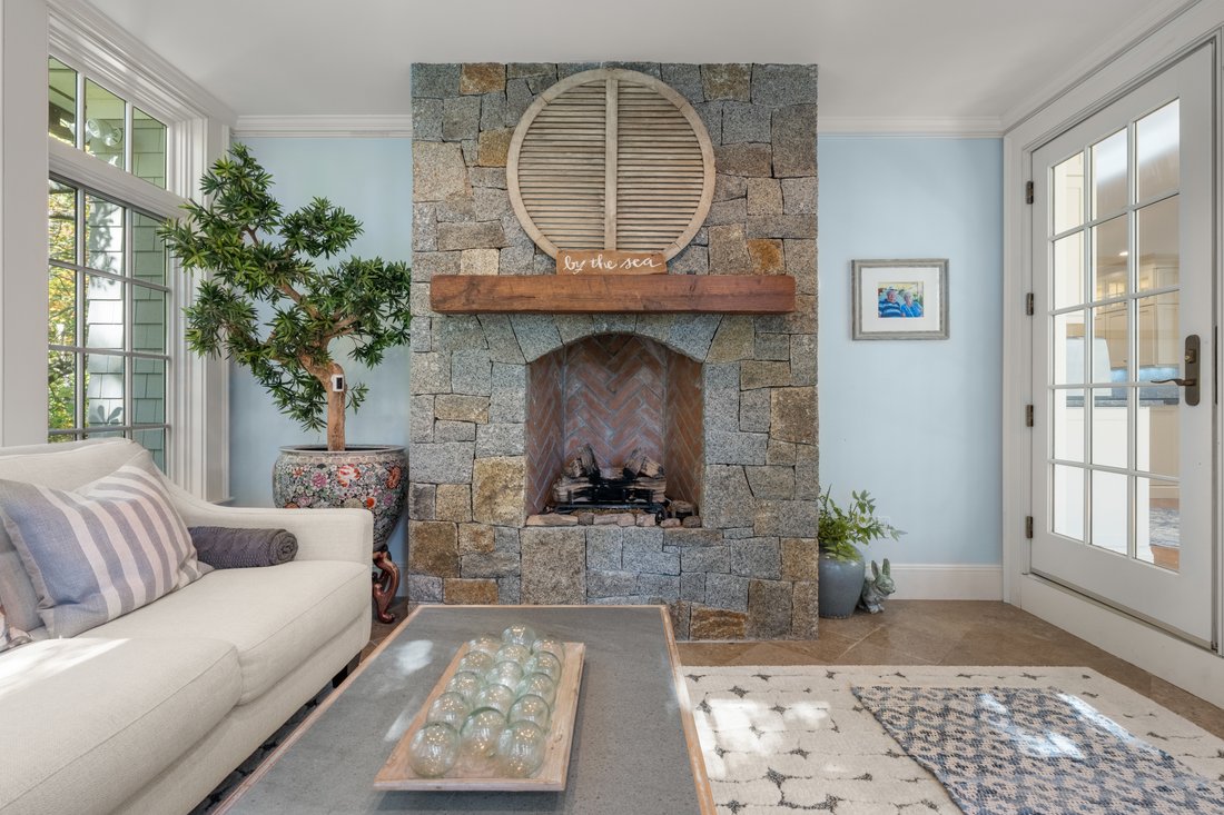 House in Beverly, Massachusetts, United States 5 - 19120438